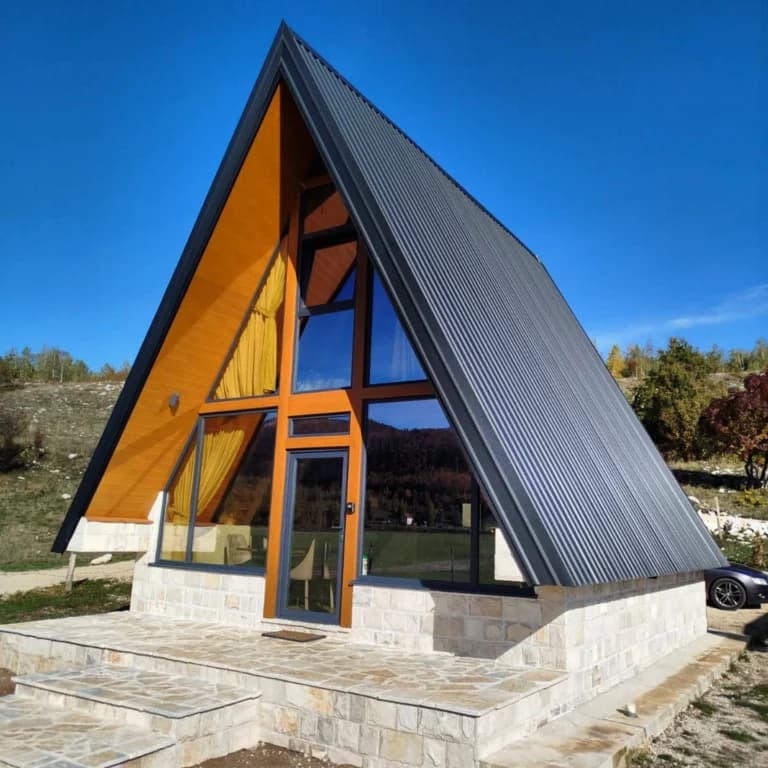 Sunrise house Pluzine