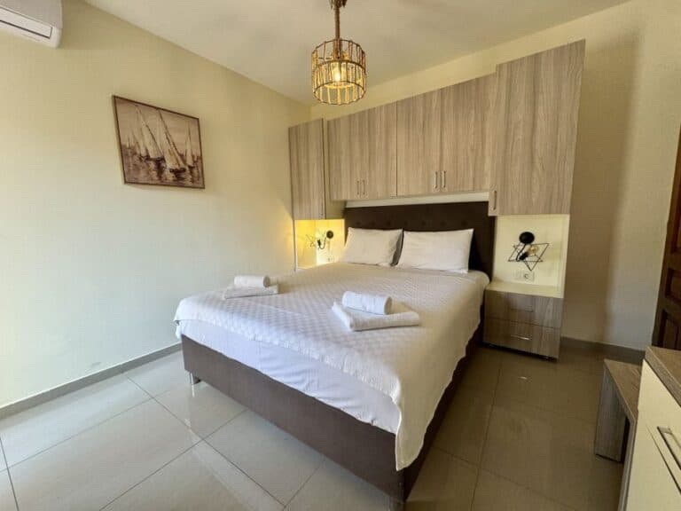 Double room with terrace without kitchen 4