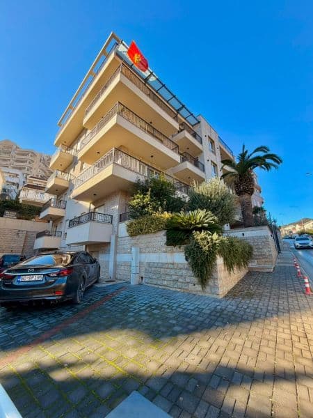 Apartment LV