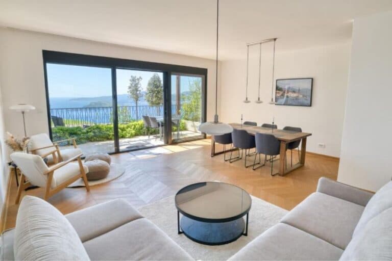 Seaview Hideaway
