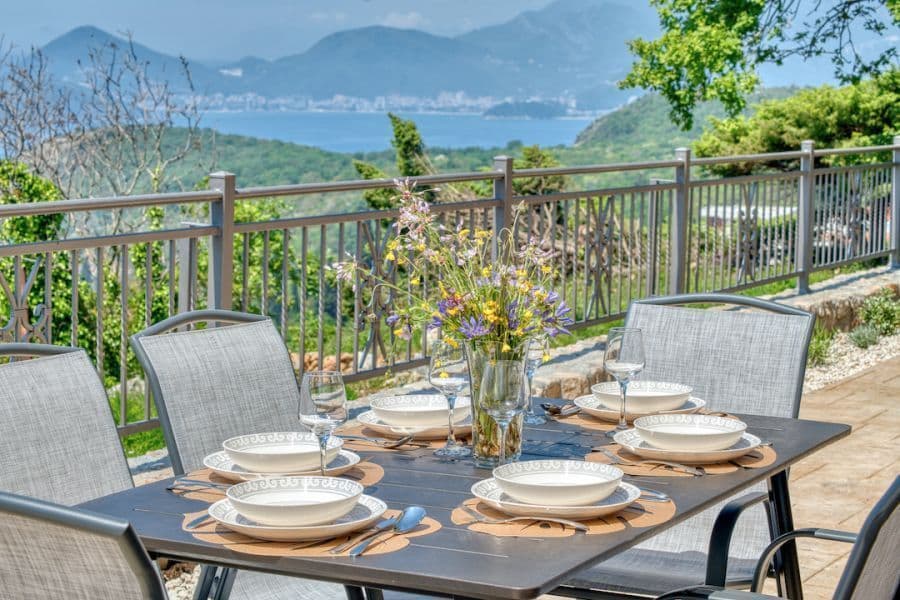 Pogled na more Villa Lavanda s bazenom 4
