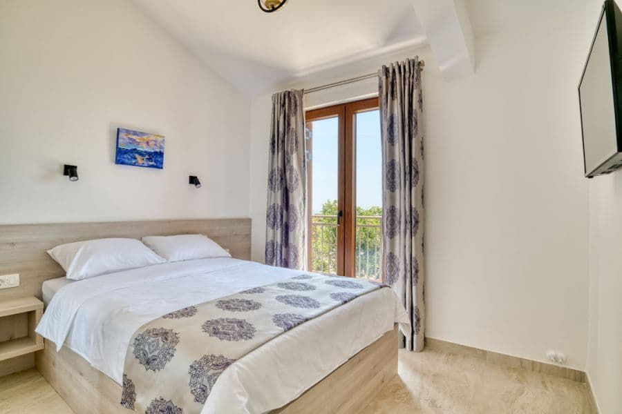 Pogled na more Villa Lavanda s bazenom 5