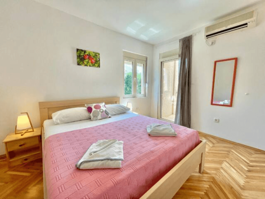 Garden House Budva 3