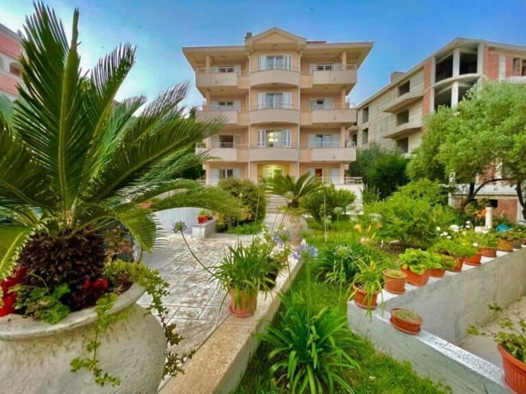Apartmani Boreta Bečići Dvokrevetna soba