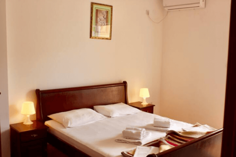 Prostrani studio apartman sa terasom