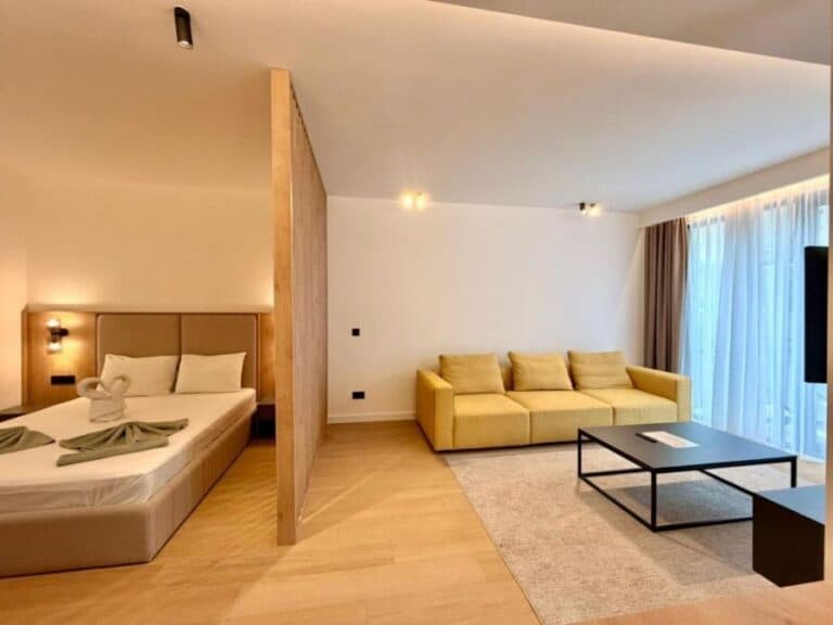 Studio 22