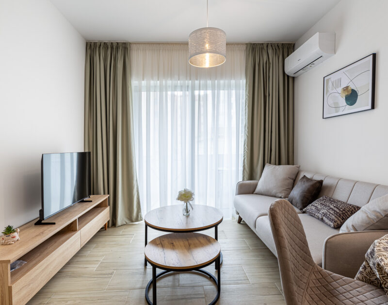 Sunny Side Superior 1-bedroom